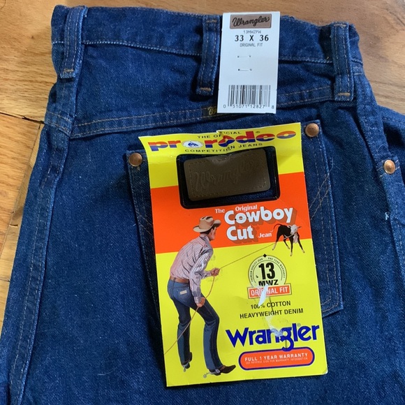 2 pair Brand new Men’s Wrangler Boot cut pre washed blue jeans. 13MWZ PW 33x36 - Picture 3 of 4